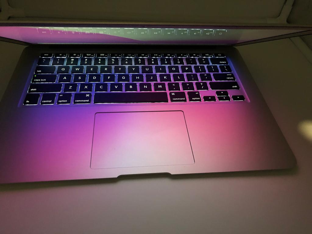 Macbook Air 2015 , Pantalla 13.3" Pulgadas Core i5 5ta - Image 2