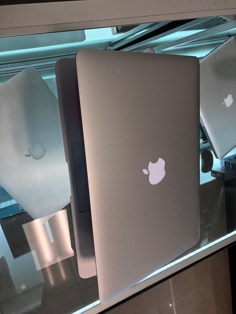 Macbook Air 2015 , Pantalla 13.3" Pulgadas Core i5 5ta - Image 7