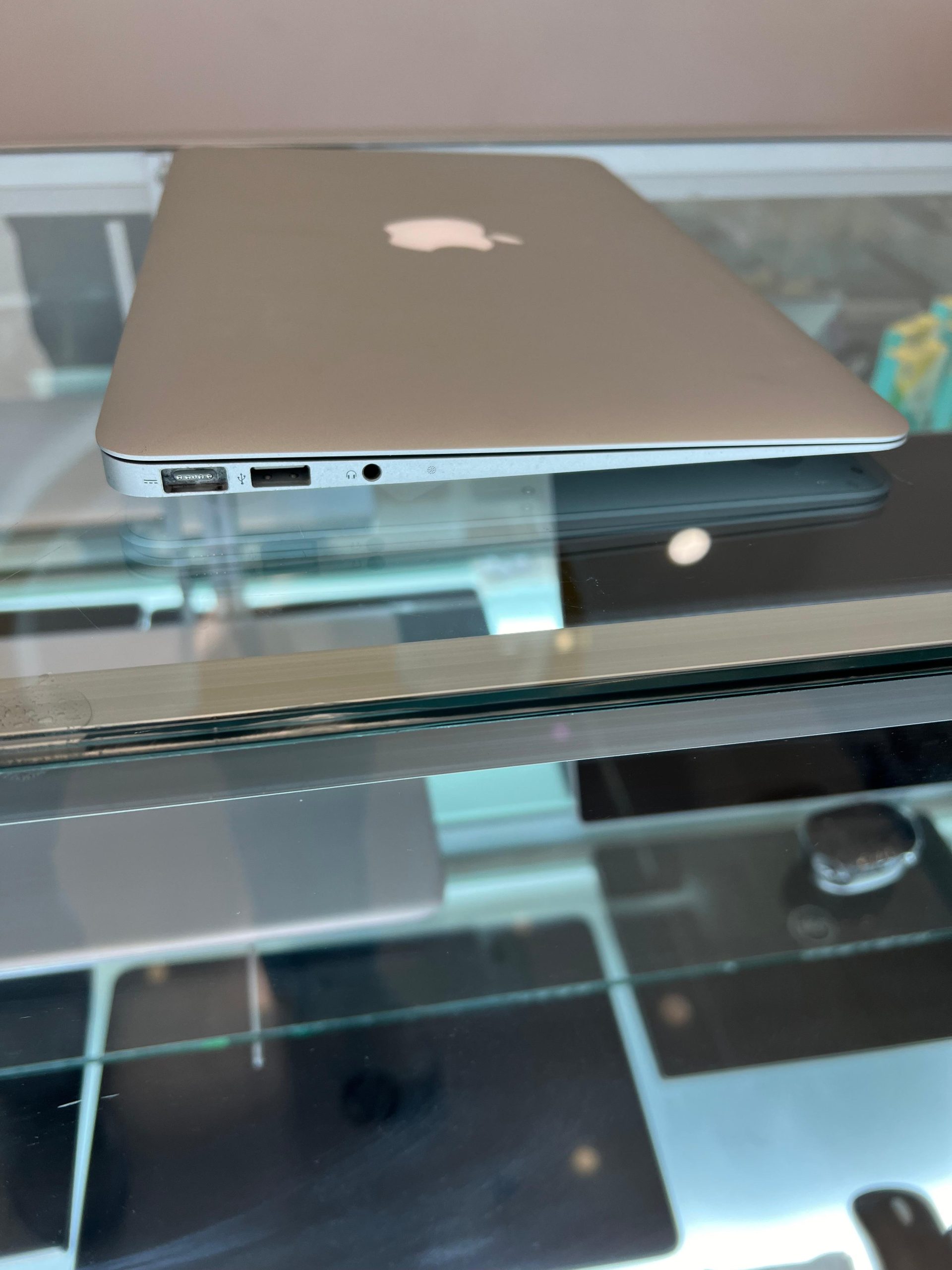 MacBook Air 2010 , 11 Pulgadas – Ofertas Exclusivas