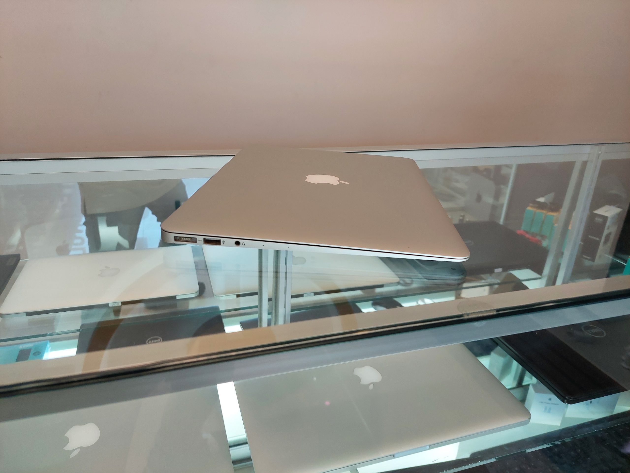 Macbook Air 2014, Pantalla 13.3" Pulgadas - Image 5