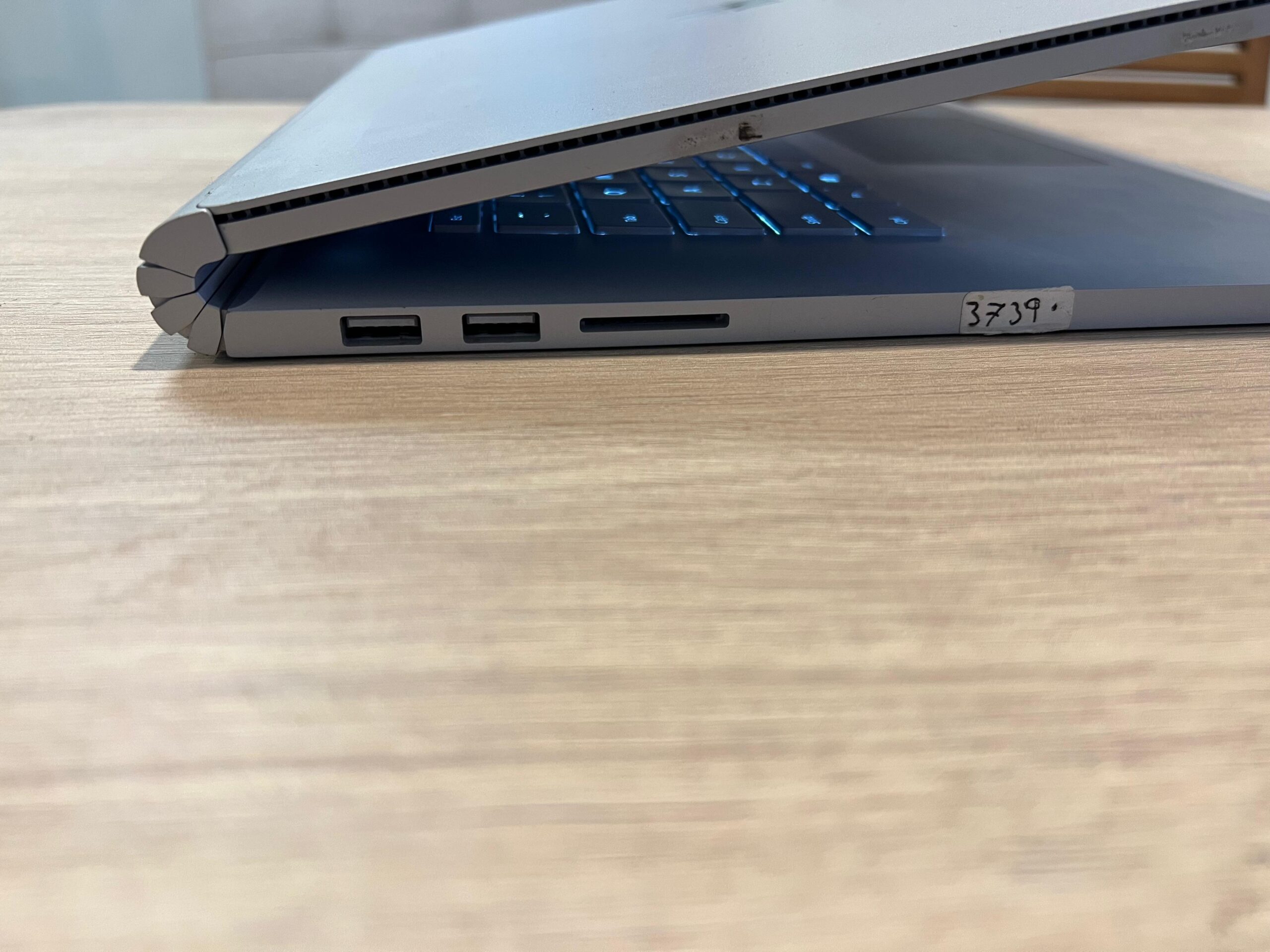 Microsoft Surface Book 3 , Pantalla de 15 Pulgadas - Image 7