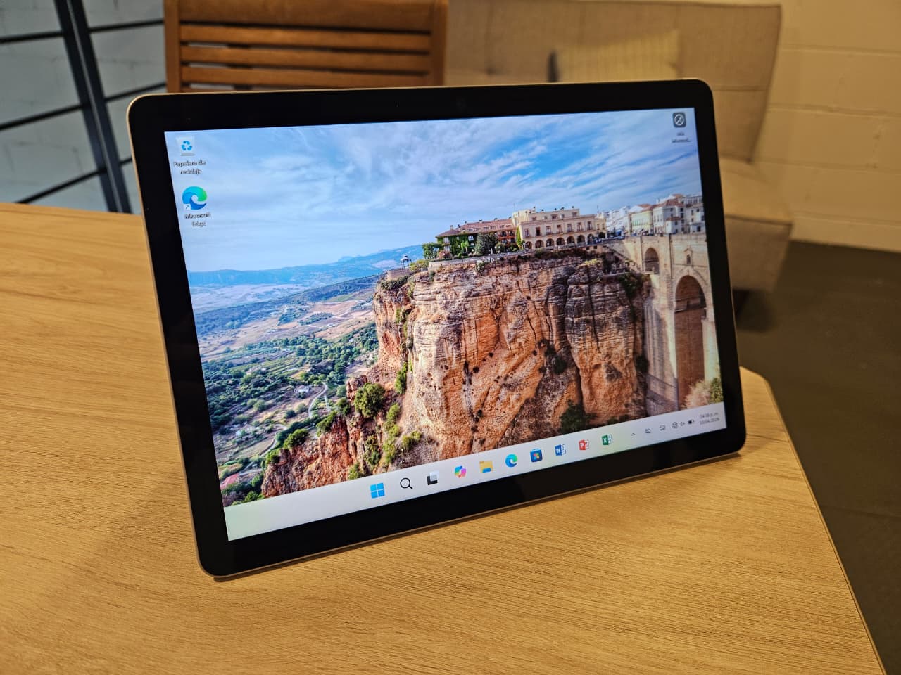 Microsoft Surface Go 3 Pantalla 10.5 2022 i3 10ma 8Gb Ram 128Gb SSD - Image 9