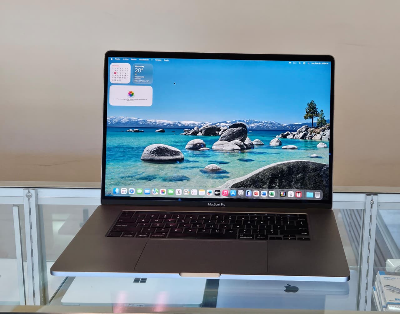 MacBook Pro 2019 16 Pulgadas - Image 5